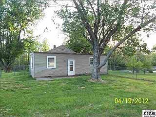 2nd image of 623 N County Road 1240 E