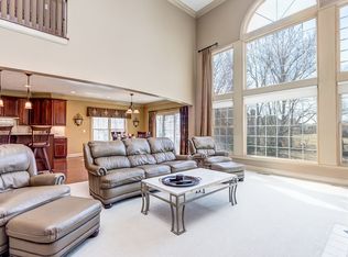 9942 Macdonald Dr, Dublin, OH 43017