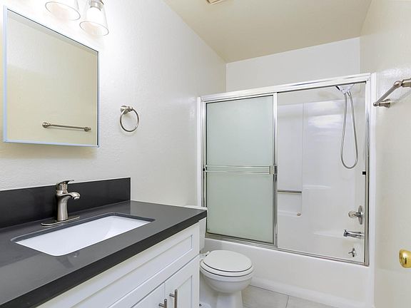 4th image of 528 E Avenue H14 APT 1