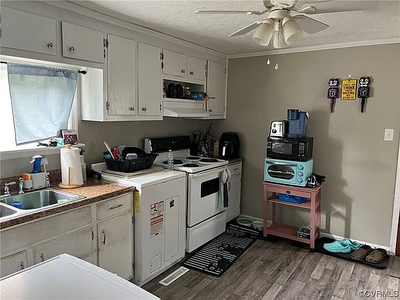4th image of 16112 Lucia Dr