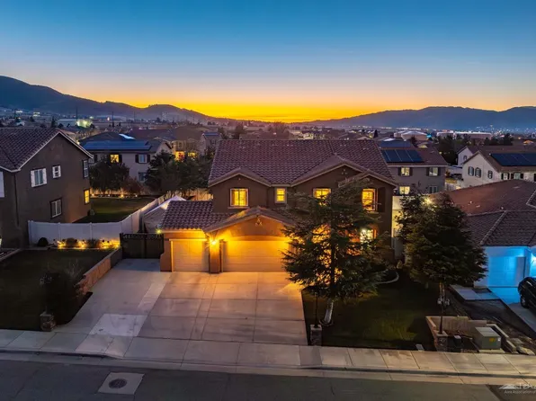 1449 Ponderosa Dr, Tehachapi, CA 93561