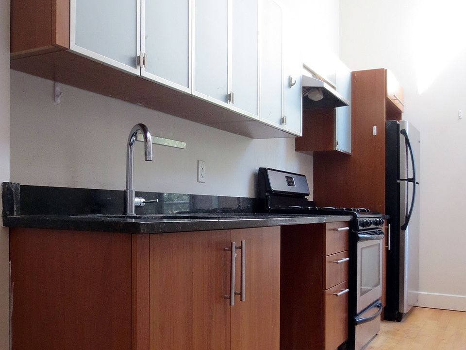 1st image of 164 Scholes St APT 2A