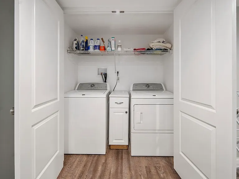312 Boght Rd — Photo 9