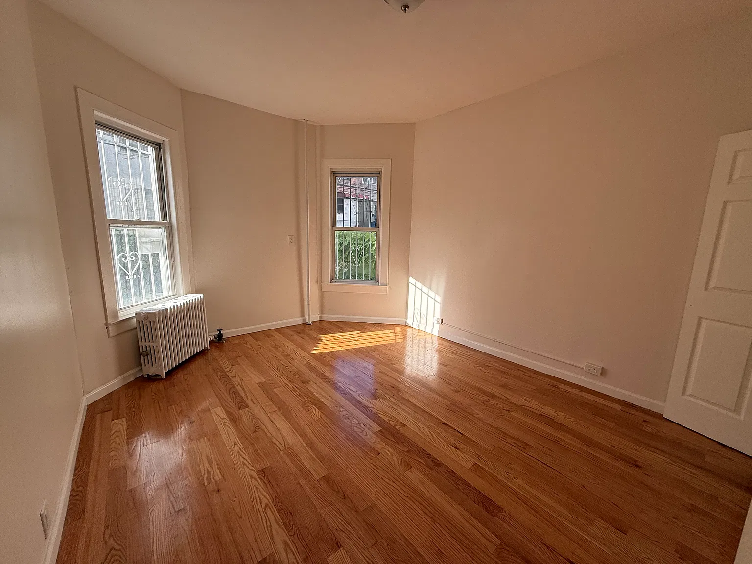 42 Bay 25th Street — Photo 4