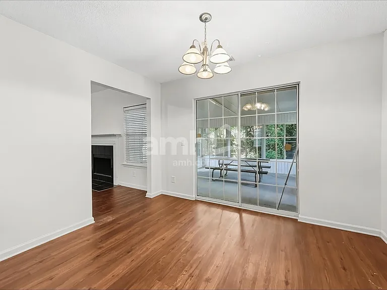 62 Golden Gate Dr — Photo 5