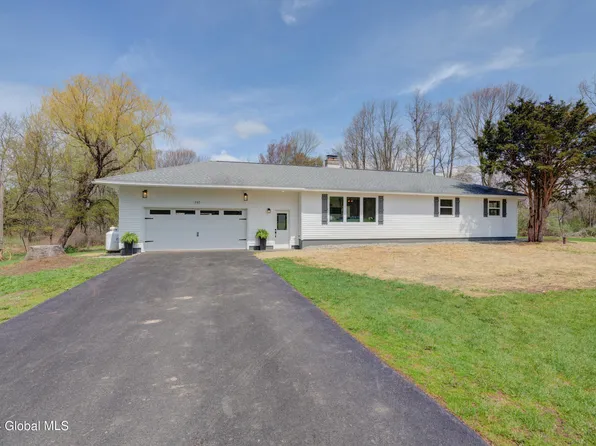 597 County Highway 106, Johnstown, NY 12095