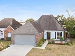 12467 Dutchtown Villa Dr, Geismar, LA 70734