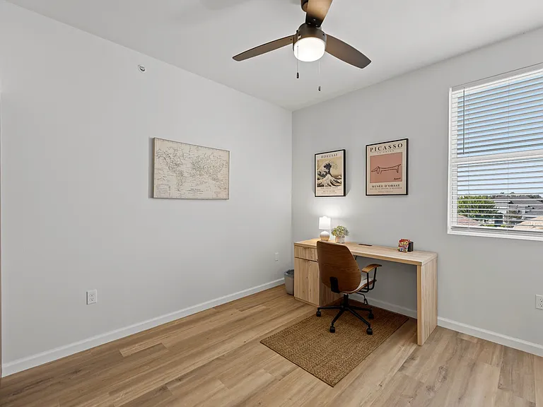 8101 N 23rd St #19 — Photo 31
