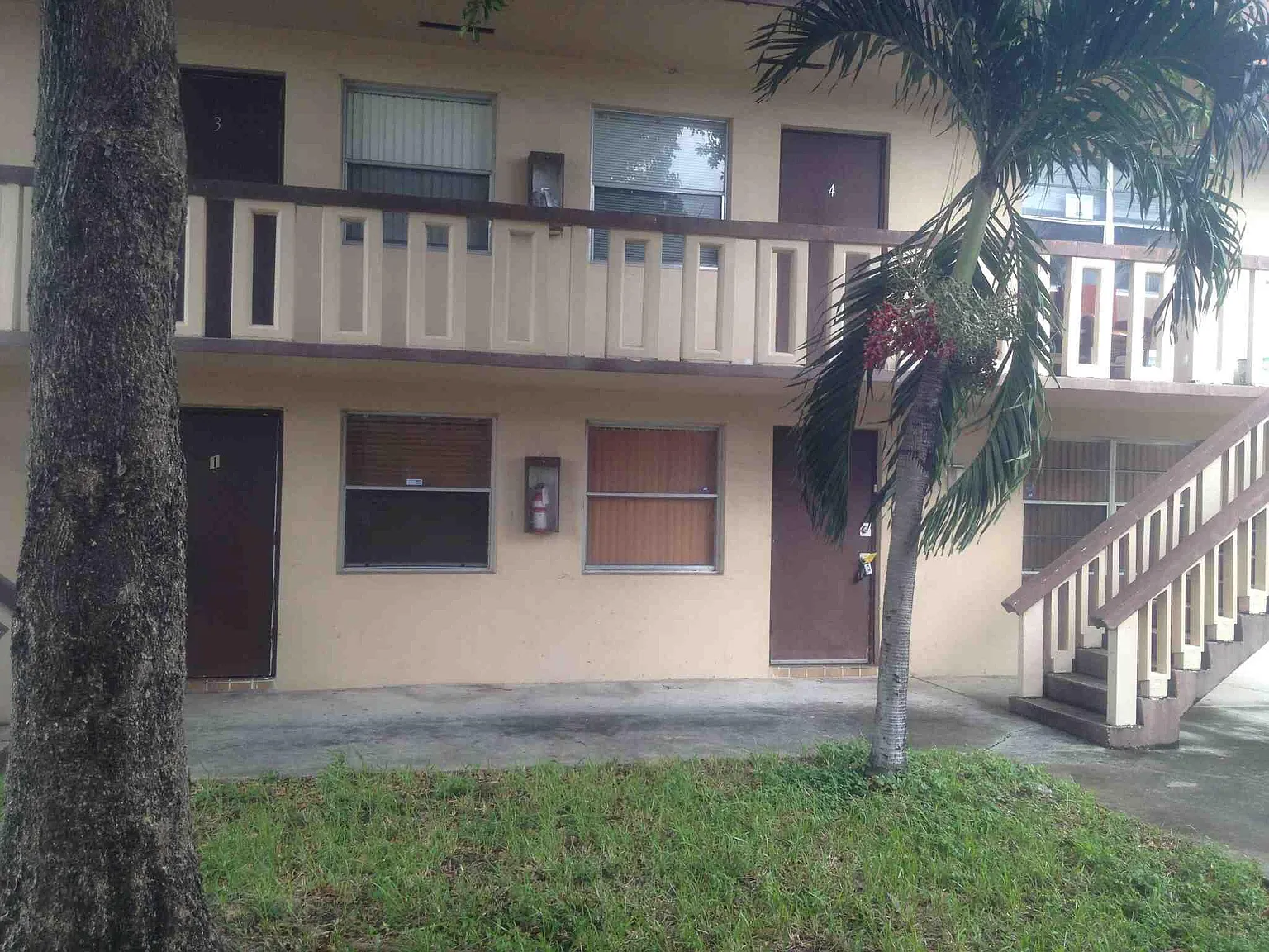2 bed, 1.0 bath, 832 sqft, $1,666 — Photo 4