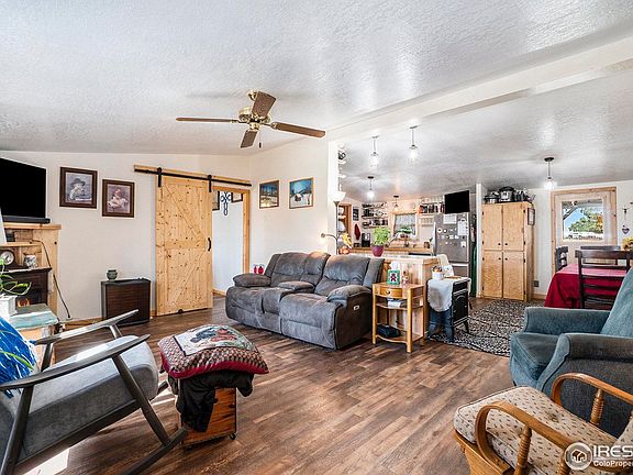 4th image of 44239 Priddy Ave E