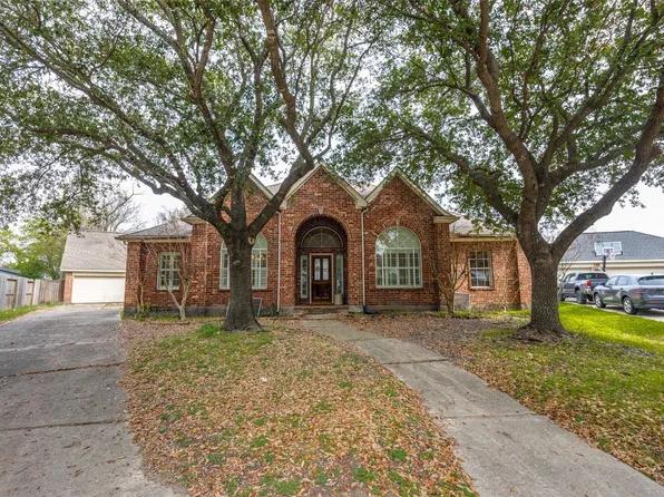 20434 Long Cypress Dr, Spring, TX 77388