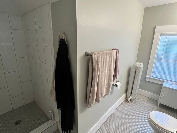 5th image of 3104 Lyndale Ave S APT 3