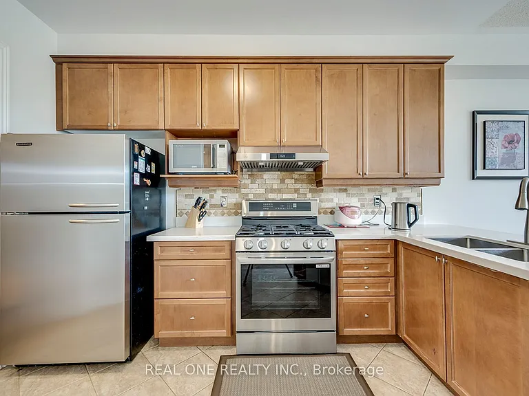 1126 Woodington Ln — Photo 10