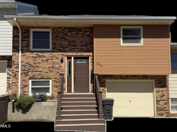 555 Marilyn Dr, Mandan, ND 58554