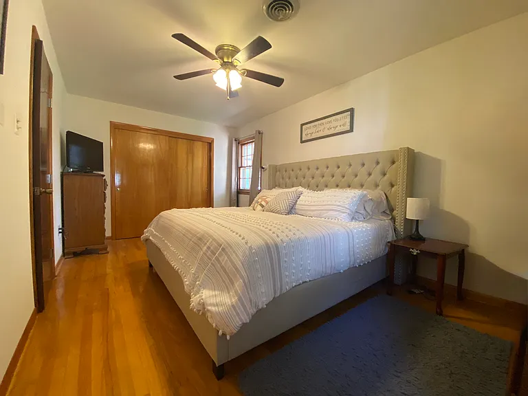 1006 Young Pl — Photo 8