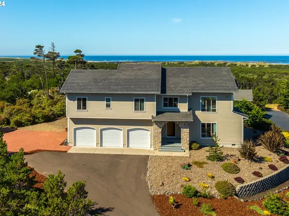 21 Twin Tree Ct, Florence, OR 97439