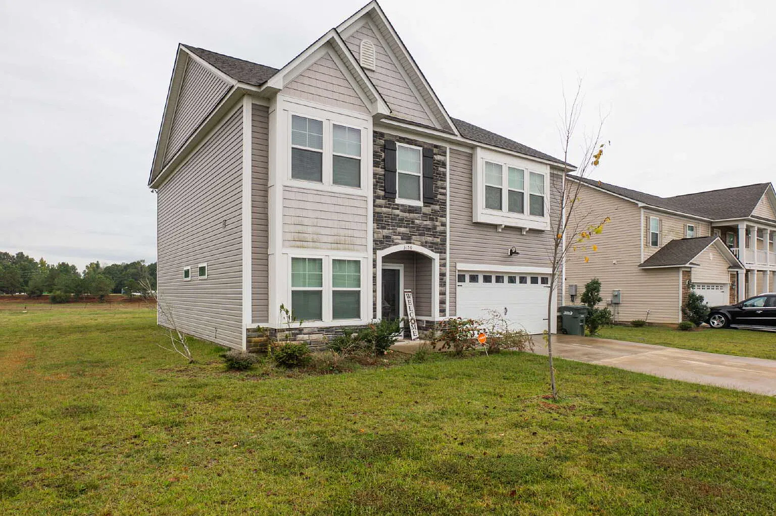 4 bed, 2.5 bath, 2250 sqft, $2,100 — Photo 4
