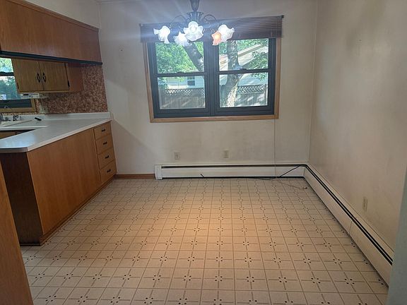 4th image of 309 Fallwood Rd