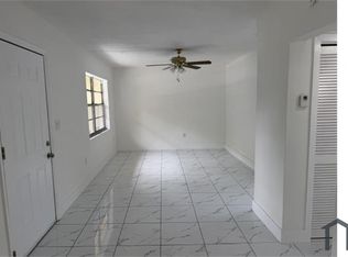 945 SE 12th St APT 1, Hialeah, FL 33010