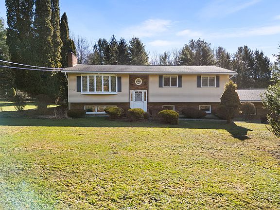 3rd image of 2290 Hullsville Rd