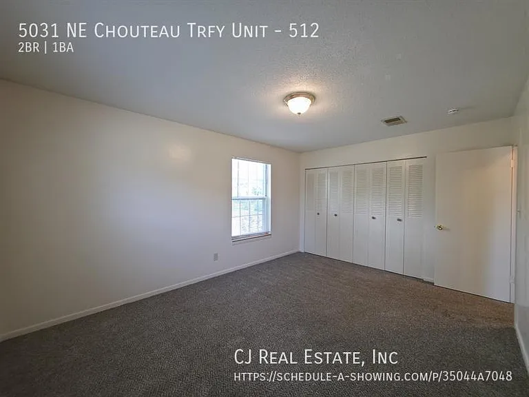 5031 NE Chouteau Trfy #512 — Photo 10