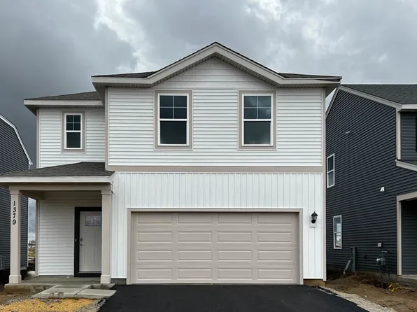 2930 Acadia Cir, Pingree Grove, IL 60140