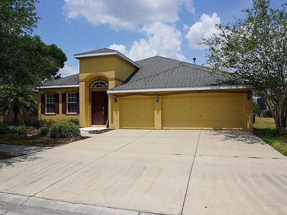 2nd image of 20011 Bluff Oak Blvd