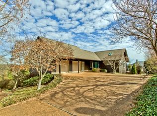 114 Alichanoska Ln, Loudon, TN 37774