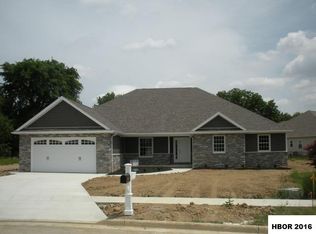 8119 Clearbrook Dr, Findlay, OH 45840