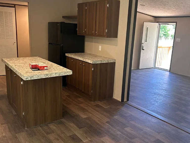 112 Willie Mae Ct — Photo 3