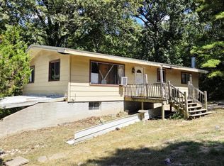122 Vfw Rd, Reeds Spring, MO 65737