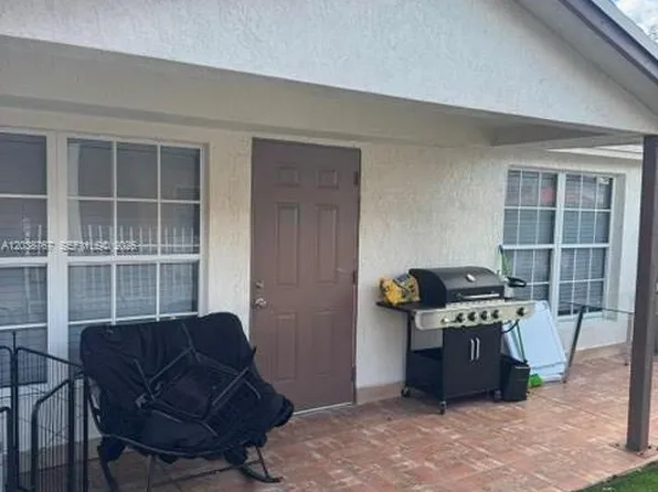 211 SW 71st Ave, Miami, FL 33144