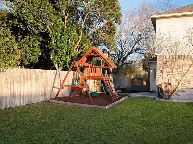 1st image of 2019 Heaton Hall Dr