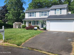 105 Scotia Ct, Manchester, NJ 08759