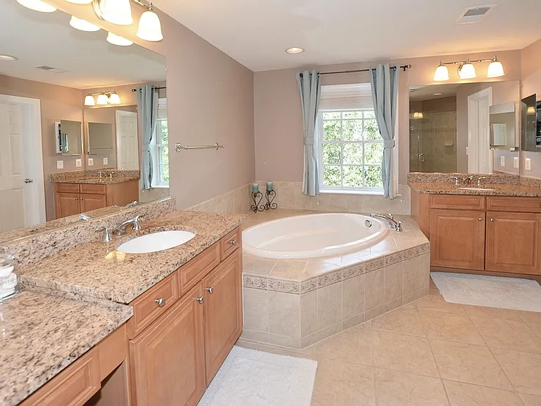3547 Goddard Way — Photo 14