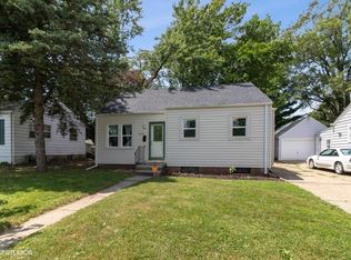 4028 1st St, Des Moines, IA 50313