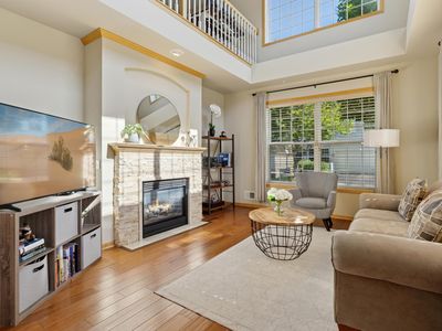 13915 52nd Ave N APT 1204, Plymouth, MN, 55446