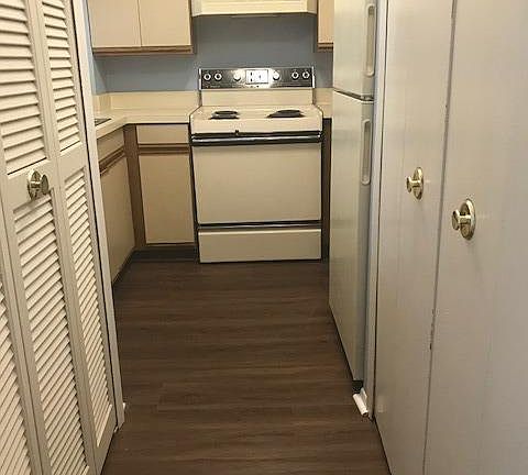 3rd image of 350 Briarcrest Dr Unit 159