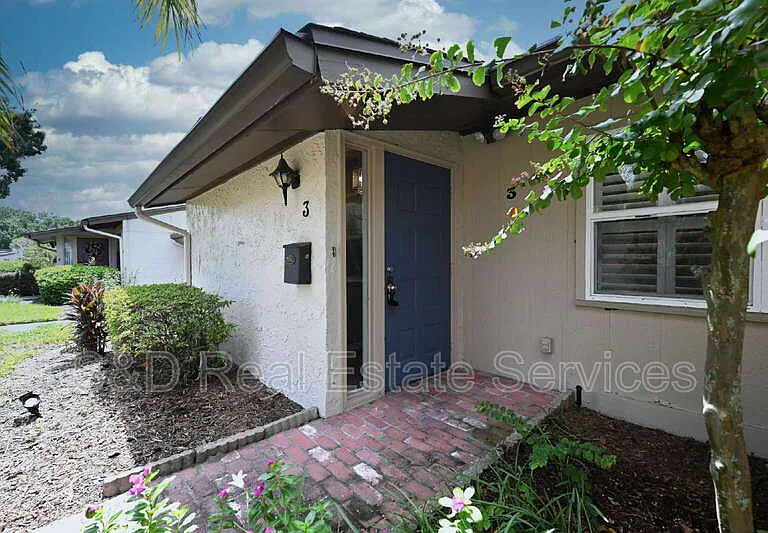 2025 Sylvester Rd #P3 — Photo 1
