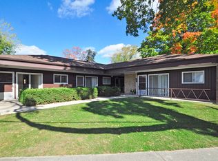 700 Porter St, Waukegan, IL 60085