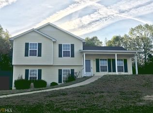 156 Pine Grove Ln, Lagrange, GA 30241