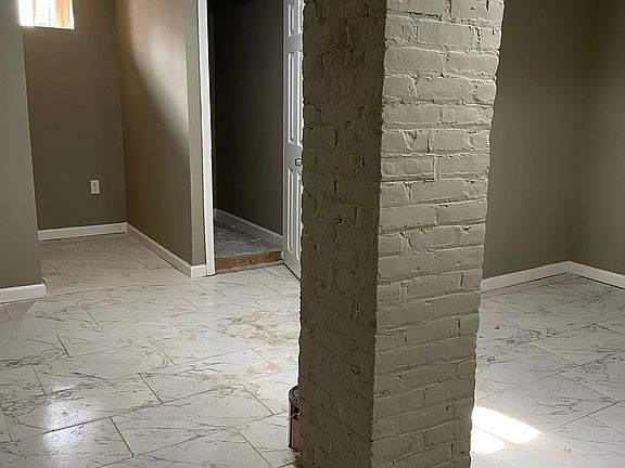 2nd image of 244 Clendenny Ave #2K