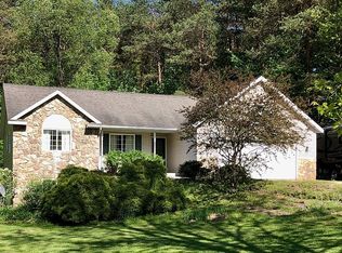 11590 Greenwich Dr NE, Sparta, MI 49345