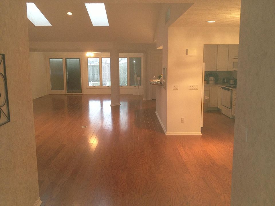 1st image of 5225 Parkhurst Dr