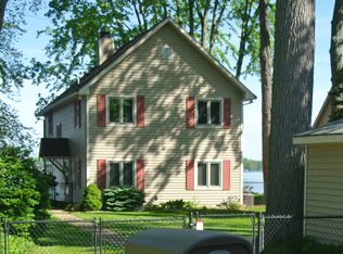 562 Iyopawa Rd, Coldwater, MI 49036