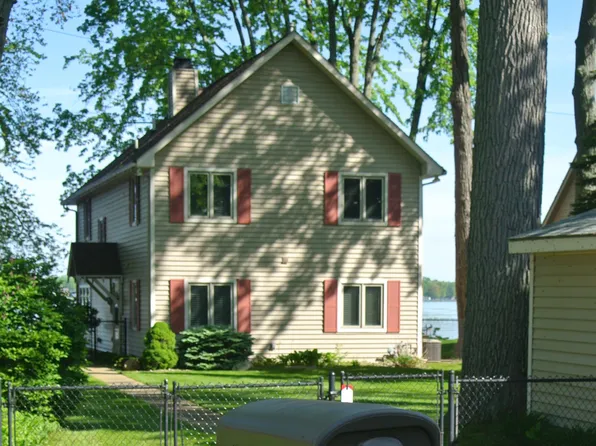 562 Iyopawa Rd, Coldwater, MI 49036