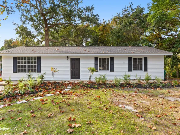 11 Fleetwood Pl, Ocean Springs, MS 39564