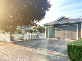607 Hillcrest Dr, Snohomish, WA 98290
