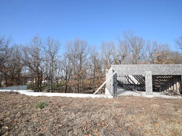 29014 Ironwood Dr, Unionville, MO 63565