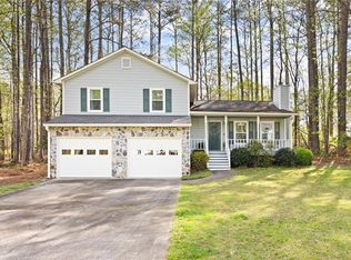 210 Crabapple Ct, Powder Springs, GA 30127
